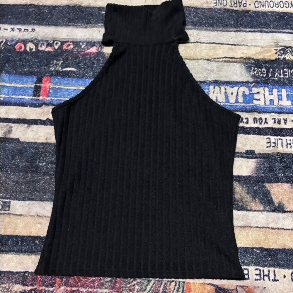 Black Sleeveless Turtleneck Top crop small